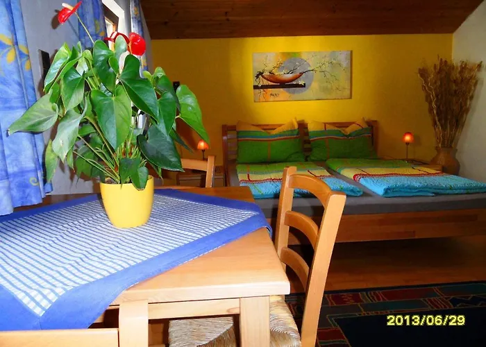 Silvia هالشتات